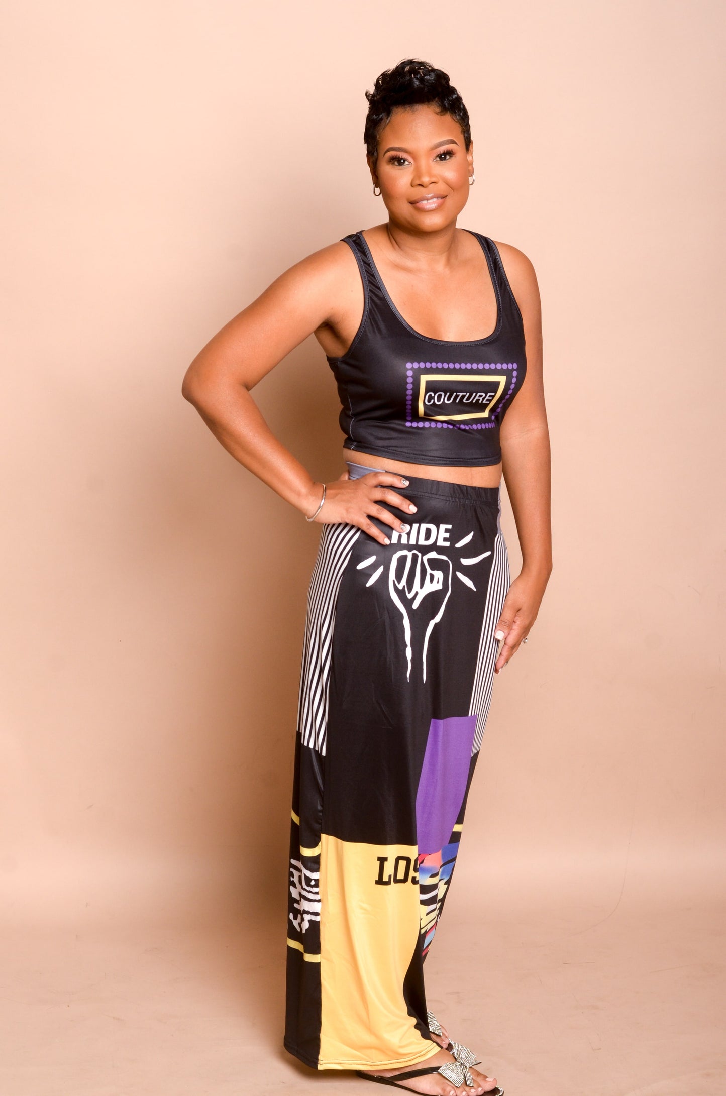 Model is wearing Queen Two Piece Set